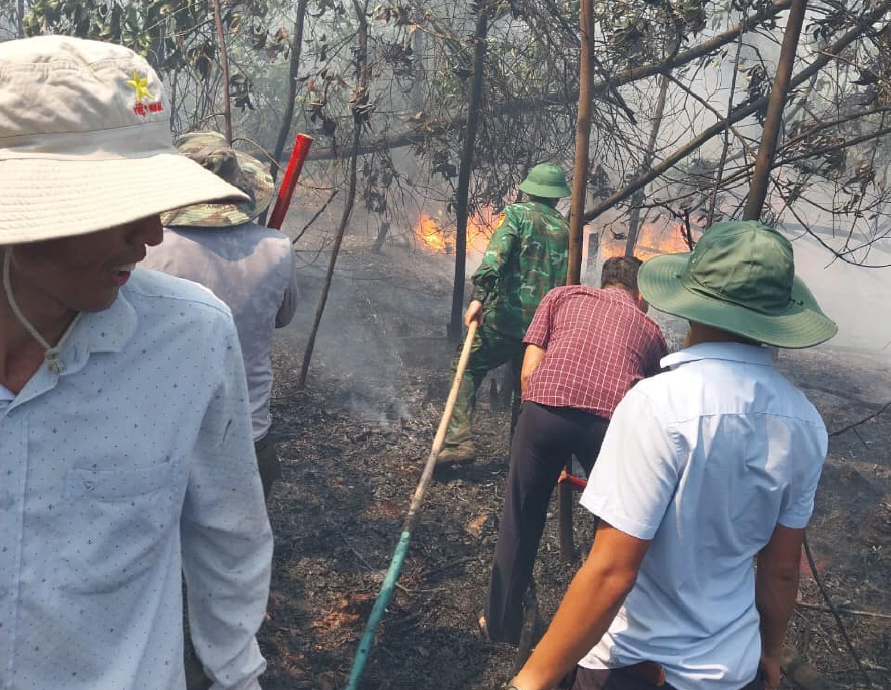 Quảng Nam: Nỗ lực dập lửa vụ cháy hơn 20 ha rừng